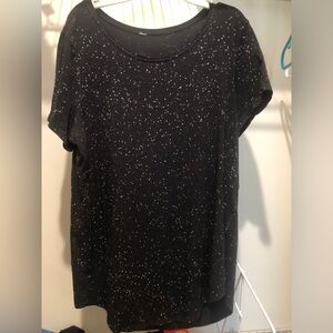 Lululemon Black short sleeve Tee Love crew splattered top. Mostly Black,  XL